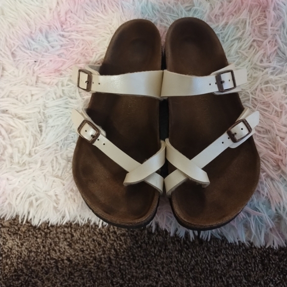 Birkenstock size 7.5 - Picture 4 of 11